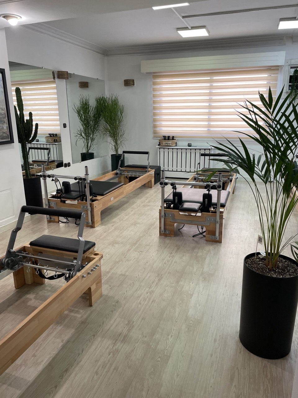 IMG_20250921_001633_829